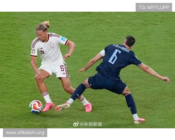 世界杯西班牙对乌拉圭比赛中两队的进攻策略与关键球员表现详解 世界杯西班牙对乌拉圭比赛中两队的进攻策略与关键球员表现详解